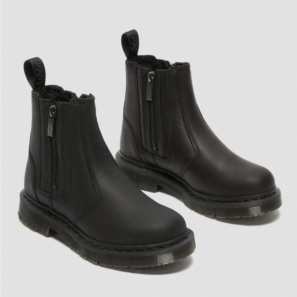 2976 WOMEN'S DM'S WINTERGRIP ZIP CHELSEA BOOTS size 7